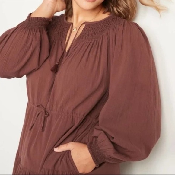 OLD Navy Waist-Defined Crinkle-Textured Long-Sleeve Midi Dress - Picture 2 of 14